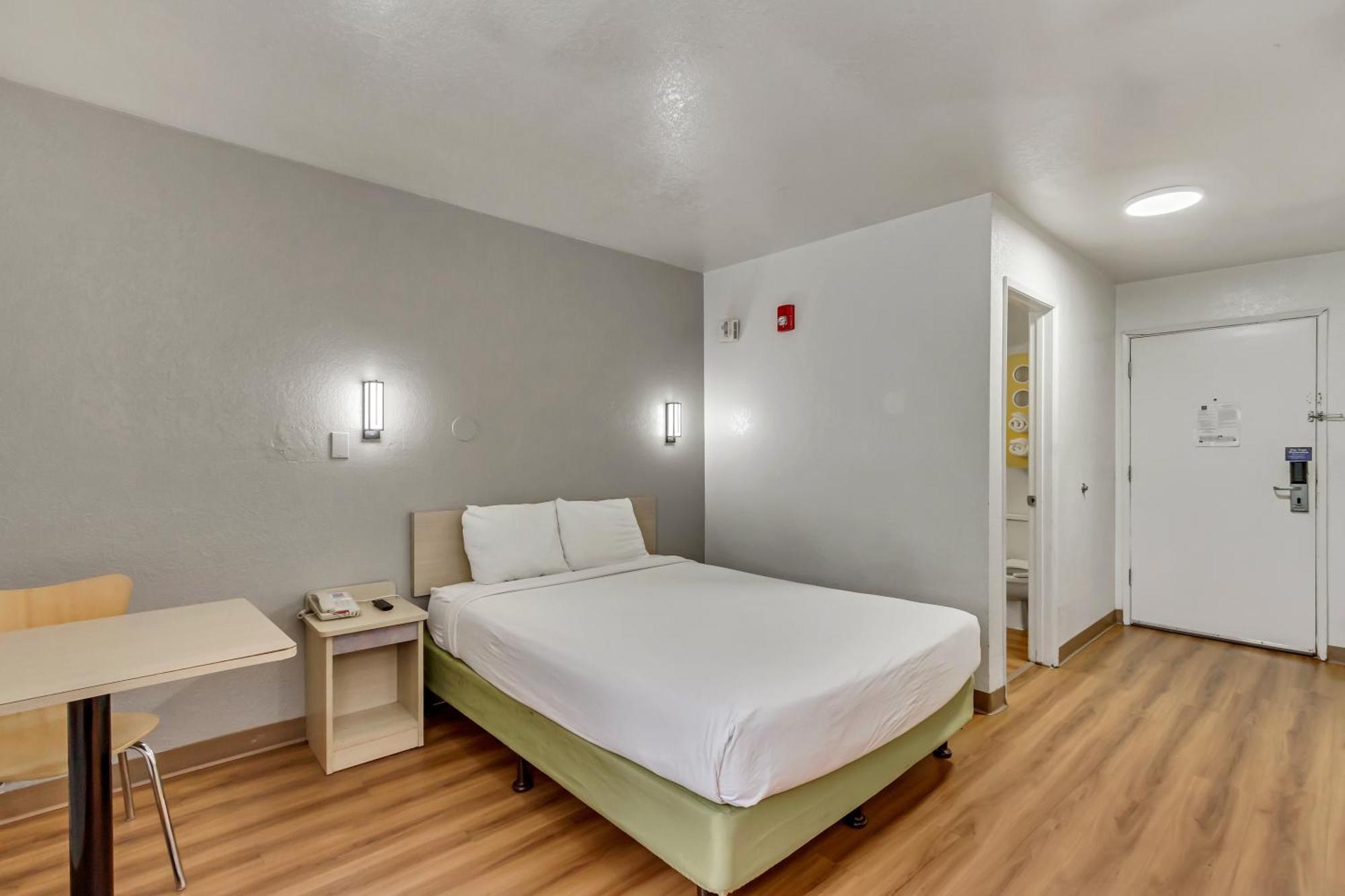 Motel 6 Ogden, Ut- Downtown Zewnętrze zdjęcie