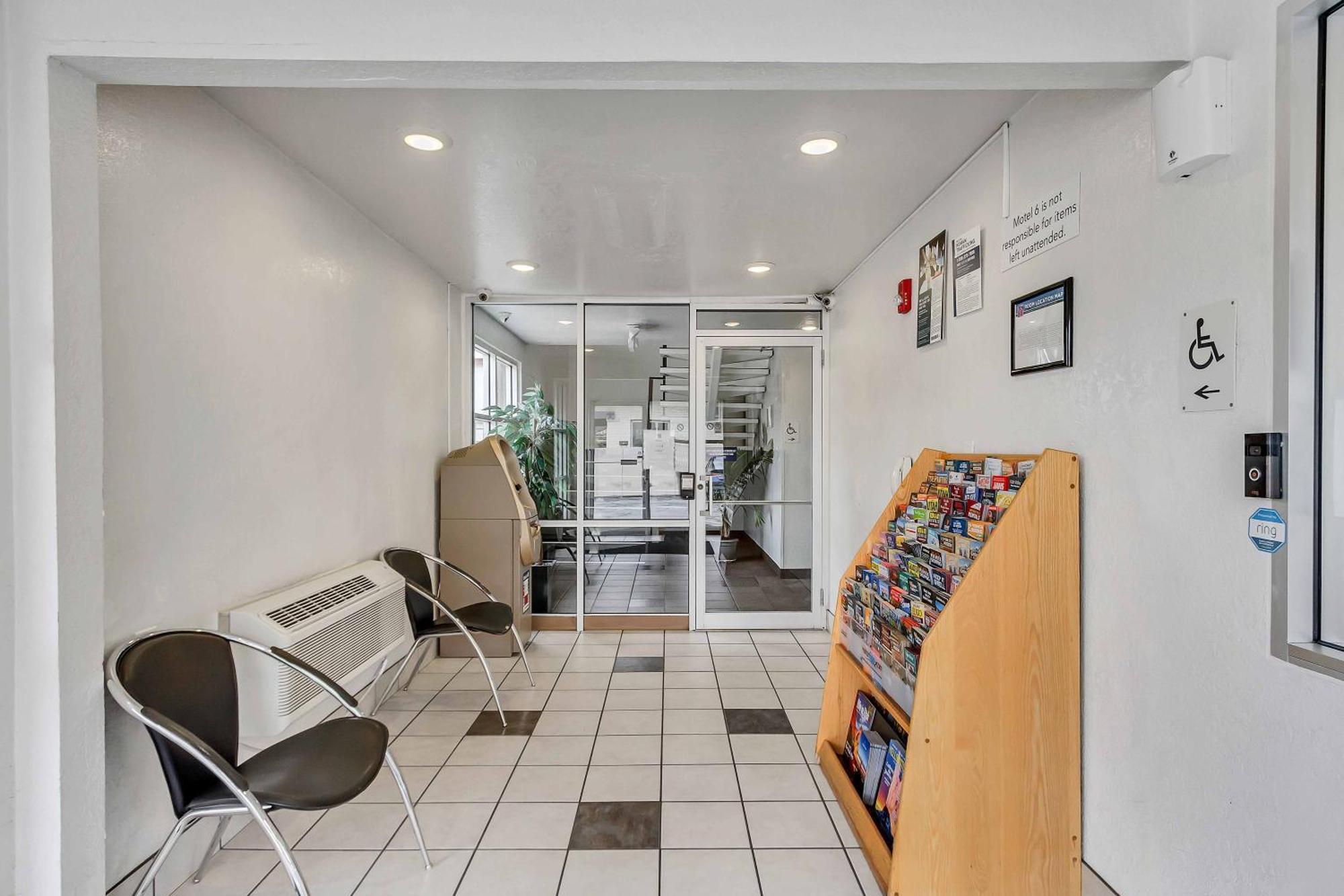 Motel 6 Ogden, Ut- Downtown Zewnętrze zdjęcie